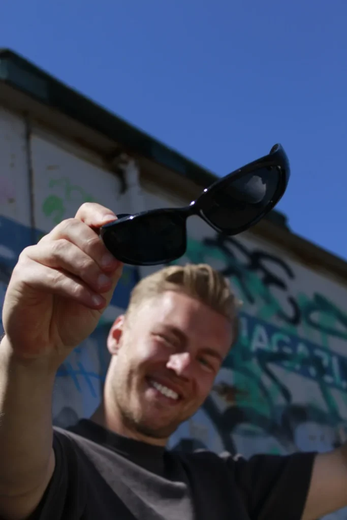 Aero